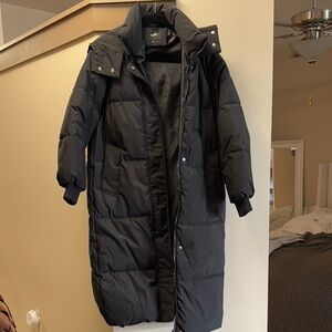 Women's Black Puffer Coat